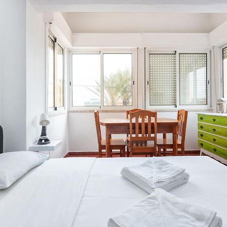 Blife Faro Beach Hostel & Rooms Exteriör bild