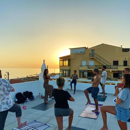 Blife Faro Beach Hostel & Rooms Exteriör bild