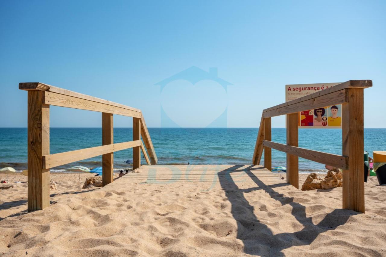 Blife Faro Beach Hostel & Rooms Exteriör bild