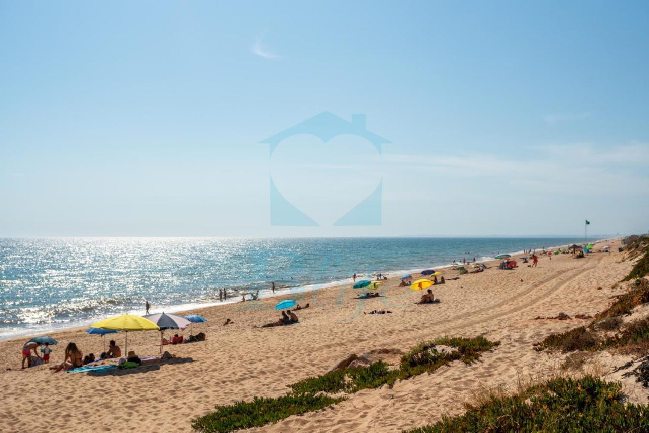 Blife Faro Beach Hostel & Rooms Exteriör bild