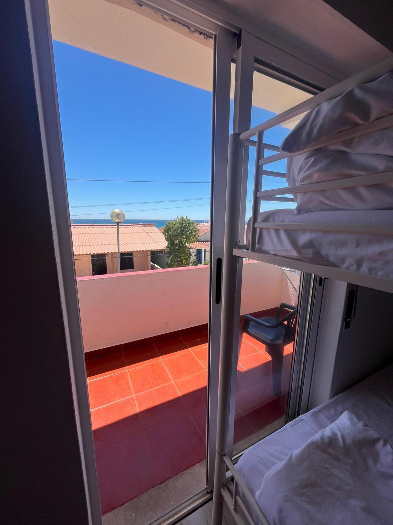Blife Faro Beach Hostel & Rooms Exteriör bild